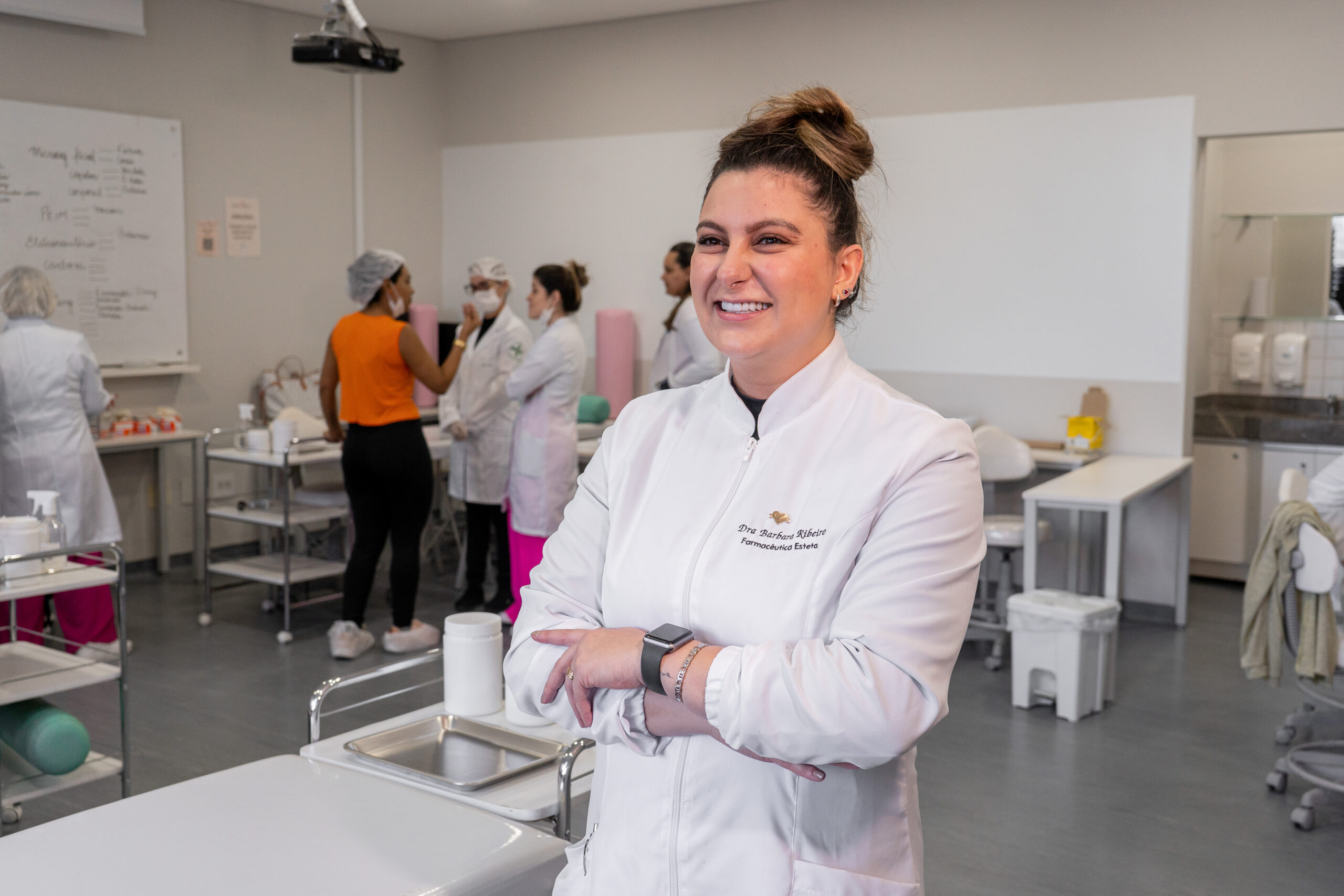 A realização profissional veio quando ela descobriu que poderia trabalhar com estética sendo farmacêutica.