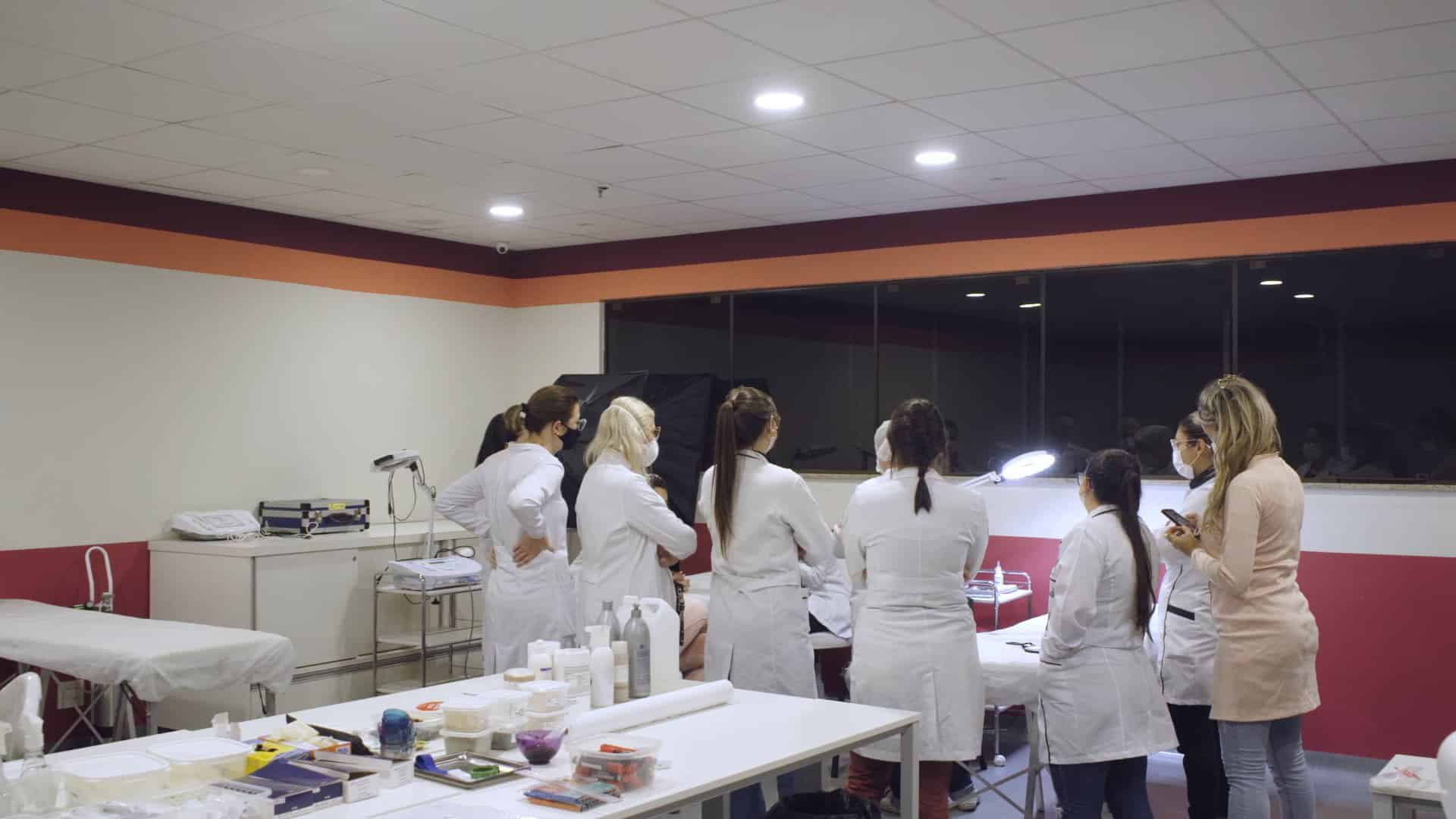 Nepuga Clínica Escola - Curitiba 1 CWB-SALA-DE-AULA.jpg