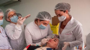 Biomédica descobre a Saúde Estética como ferramenta de qualidade de vida