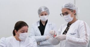 Pós-Graduação em Enfermagem Estética: Guia Completo para Enfermeiros que Querem Atuar na Estética