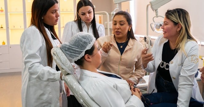 pós-graduação em Harmonização Orofacial