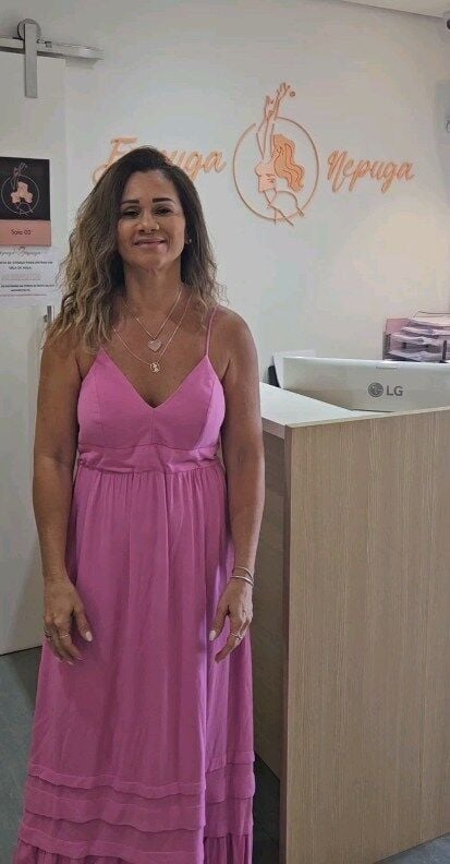 Rio de janeiro - RJ | Nepuga Unidades 42 Obrigada @solimarlessa por confiar nas Clinicas Nepuga nessa fase tão especial da sua vida, conte conosco💞
Venha você também conhecer as Clínicas Nepuga e deixe a gente cuidar de você🥰
#cuidado #beleza #50mais #60mais #estetica #70mais #clinicasnepuga #draanacarolinapuga #autoconhecimento #autoestima