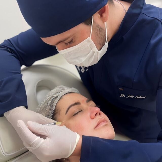 🔥Diga Adeus aos pés de galinha, glabela e linhas de expressão da testa com toxina botulínica🔥

👉🏻Dia 24/10 teremos o procedimento😍

💕Agende seu horário! 

#toxinabotulinica #botox #saudeebeleza #estética #draanacarolinapuga #biomedicinaestetica