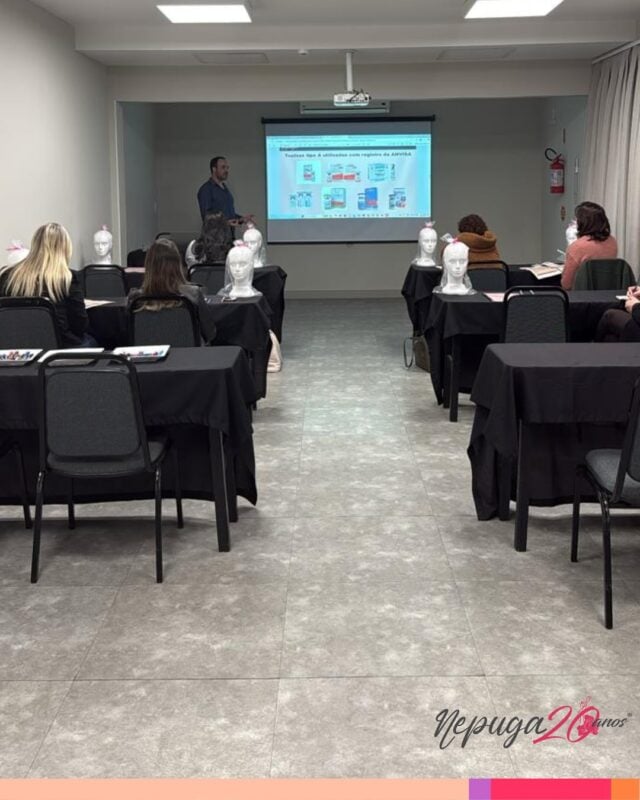 📍FLORIANÓPOLIS
 Curso de Harmonização Facial Pugacode®️ WV45®️ , com o Professor Dr. Luiz Fernando Becker!

Nossos doutores praticam e se capacitam com o método da @dra.anacarolinapuga, para uma jornada cheia de sucesso na Estética!

#osucessoestáemsuasmãos #harmonizacaofacialpugacode #draanacarolinapuga