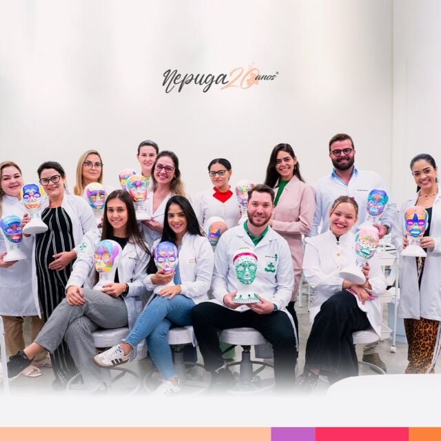 ✨ Conexão, aprendizado e propósito!

Colocamos em prática o aprendizado exclusivo do Nepuga, utilizando a Nepuguetty®️ como apoio para fixar de forma dinâmica e estratégica o mapa de aplicação do Pugacode®️.

Nossos doutores compartilharam experiências, construíram novas perspectivas e aprimoraram suas habilidades para levar a Saúde Estética a um nível de excelência, sempre priorizando segurança e humanização no cuidado.

É assim que nos preparamos para levar a Saúde Estética ao nível de excelência.

📍 Nepuga Ribeirão Preto
#OSucessoEstáEmSuasMãos #SaúdeEstética #posnepuga