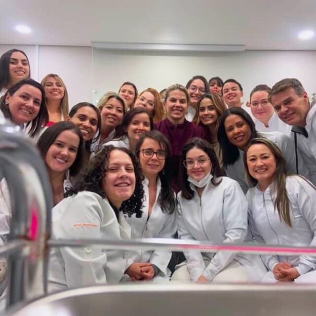✨ Aprendizado que se multiplica, amizades que ficam para sempre!
A pós-graduação vai muito além das vivências clínicas — celebramos cada conquista em conjunto, construindo uma rede de apoio, pertencimento e inspiração entre doutores de diferentes formações.

Porque, no fim, é sobre estarmos juntos, acreditando no processo e vivendo cada etapa com propósito.

📸 Registros da aluna Melissa Eduarda @thisismelissad 

O Sucesso Está Em Suas Mãos.

#SaúdeEstética #VivênciaClínicaNepuga #NepugaOficial #Pertencimento #OSucessoEstáEmSuasMãos